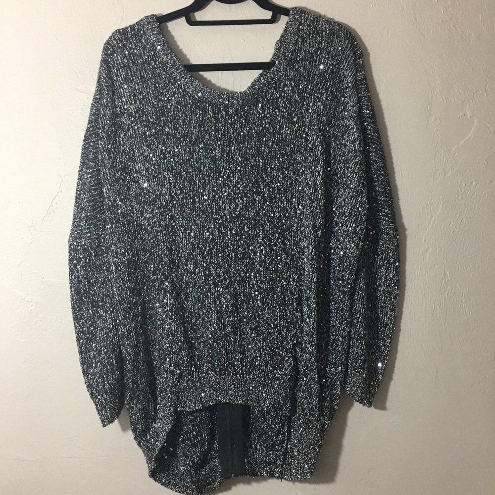 ‼️Vince Camuto Top ‼️